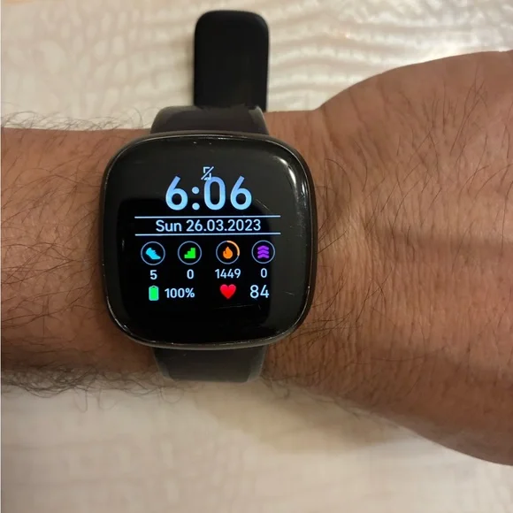 Fitbit Smart Fitness Watch with Black Band - Picture 9 of 9